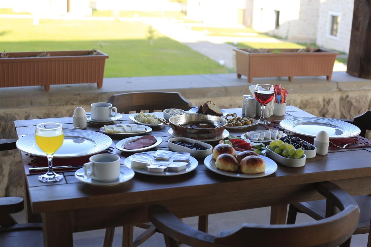 אורגופ Elevres Stone House Hotel מראה חיצוני תמונה